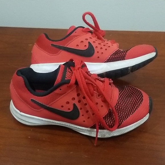 Nike downshifter 7 red, black 13c boy's sneakers - Picture 2 of 8